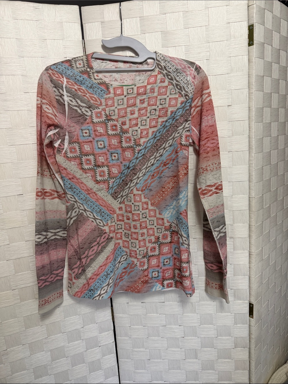 Women's Long Sleeve Geometric Print Top - Pink Multi